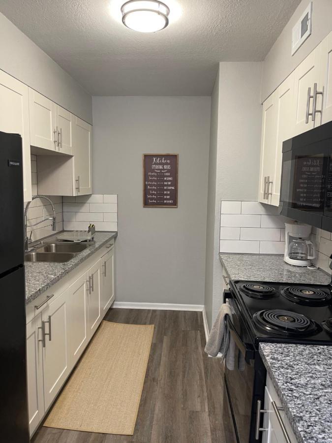 The Delores - 2 Bedroom Apt In Quilt Town, Usa ハミルトン  エクステリア 写真